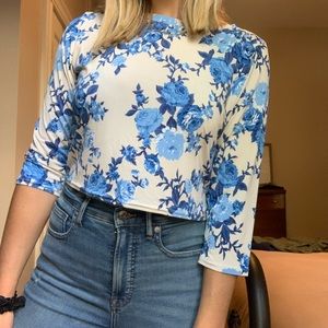 SOLD Blue floral long sleeve crop top